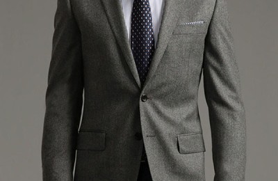 How to identify pure wool fabrics for custom-made suits