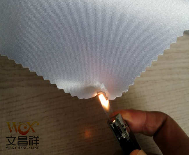 Flame-retardant Oxford cloth